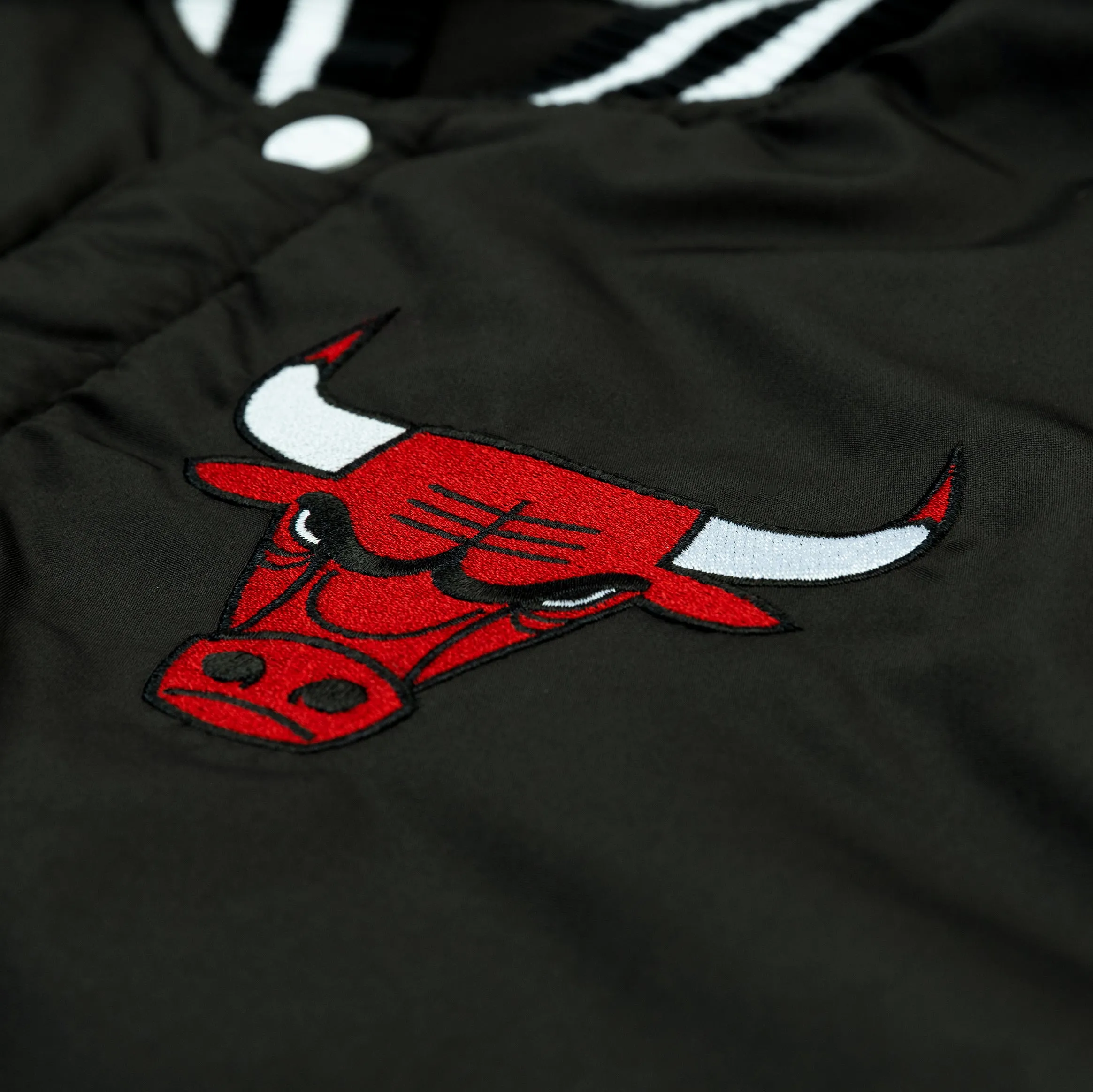 Chicago Bulls Reversible Letterman Mens Jacket (Black/White)