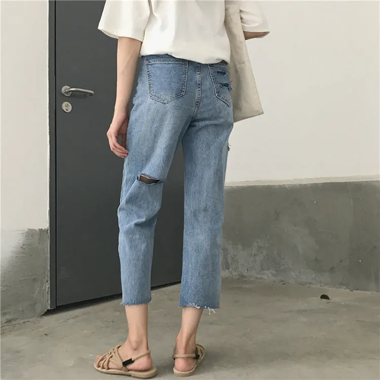 Fashion Loose Nine-Point Ripped Jeans