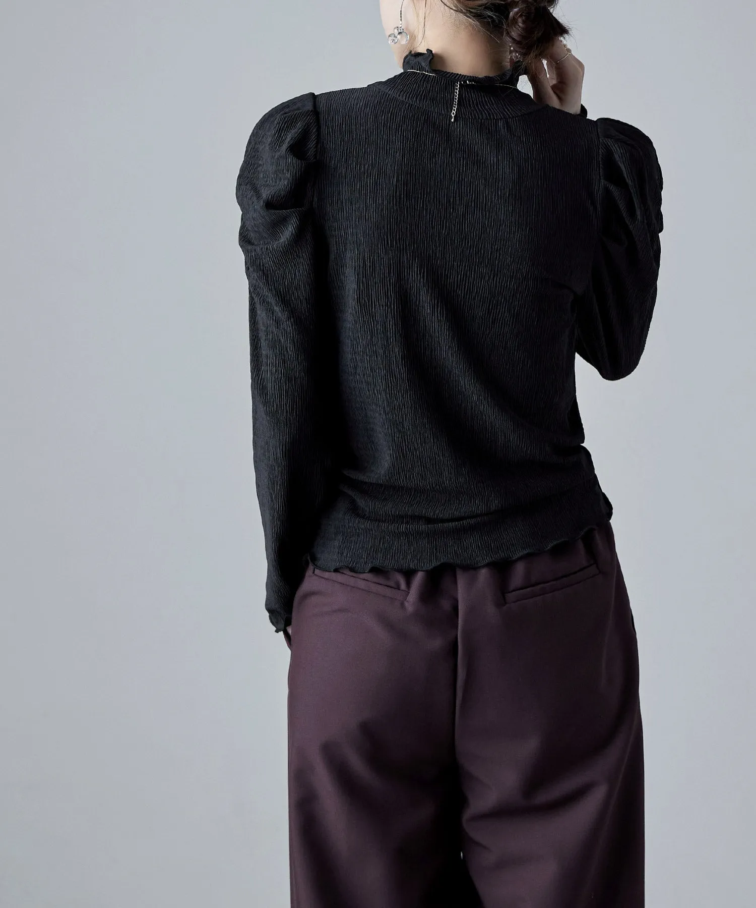 Power shoulder mellow tops