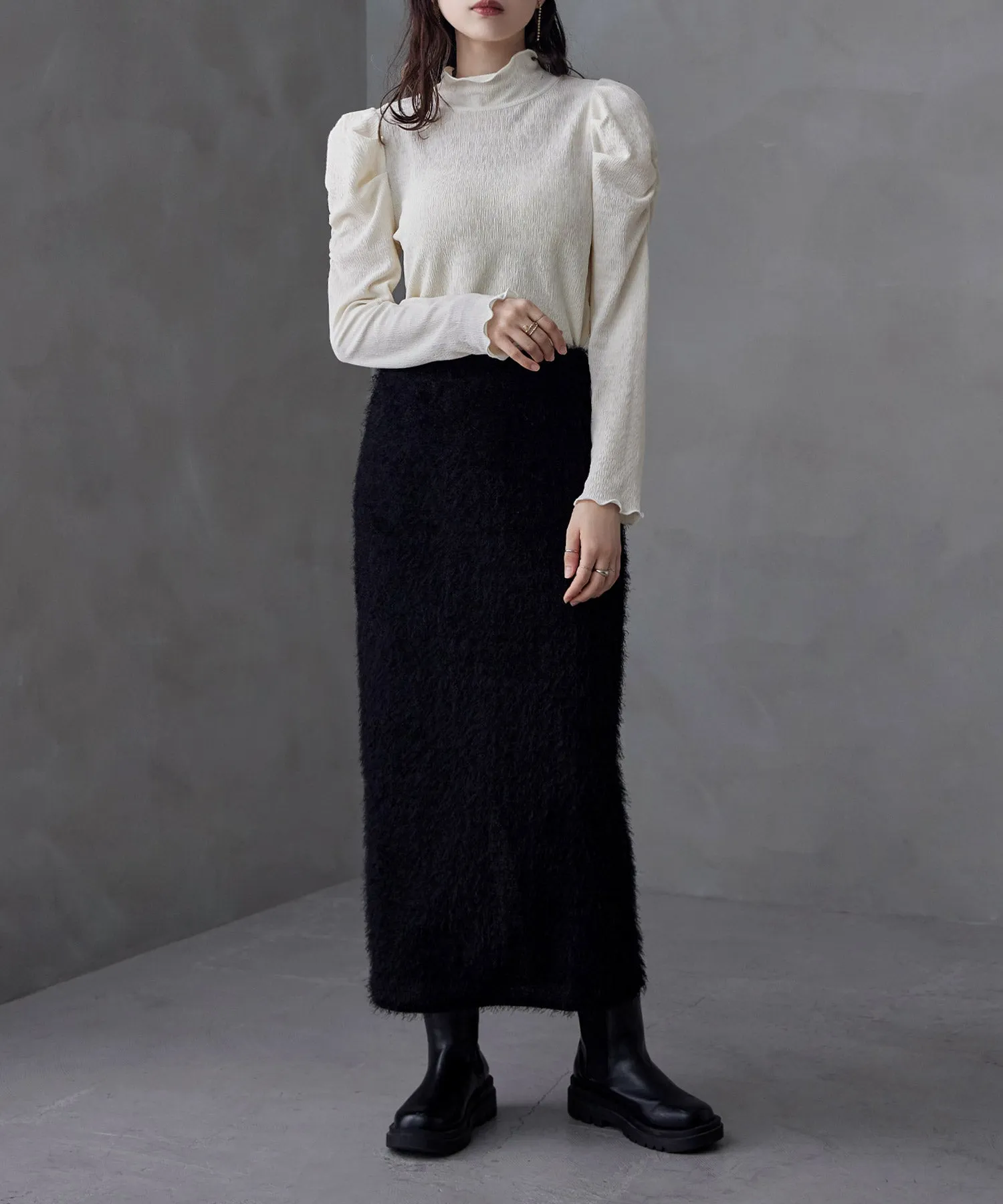 Power shoulder mellow tops