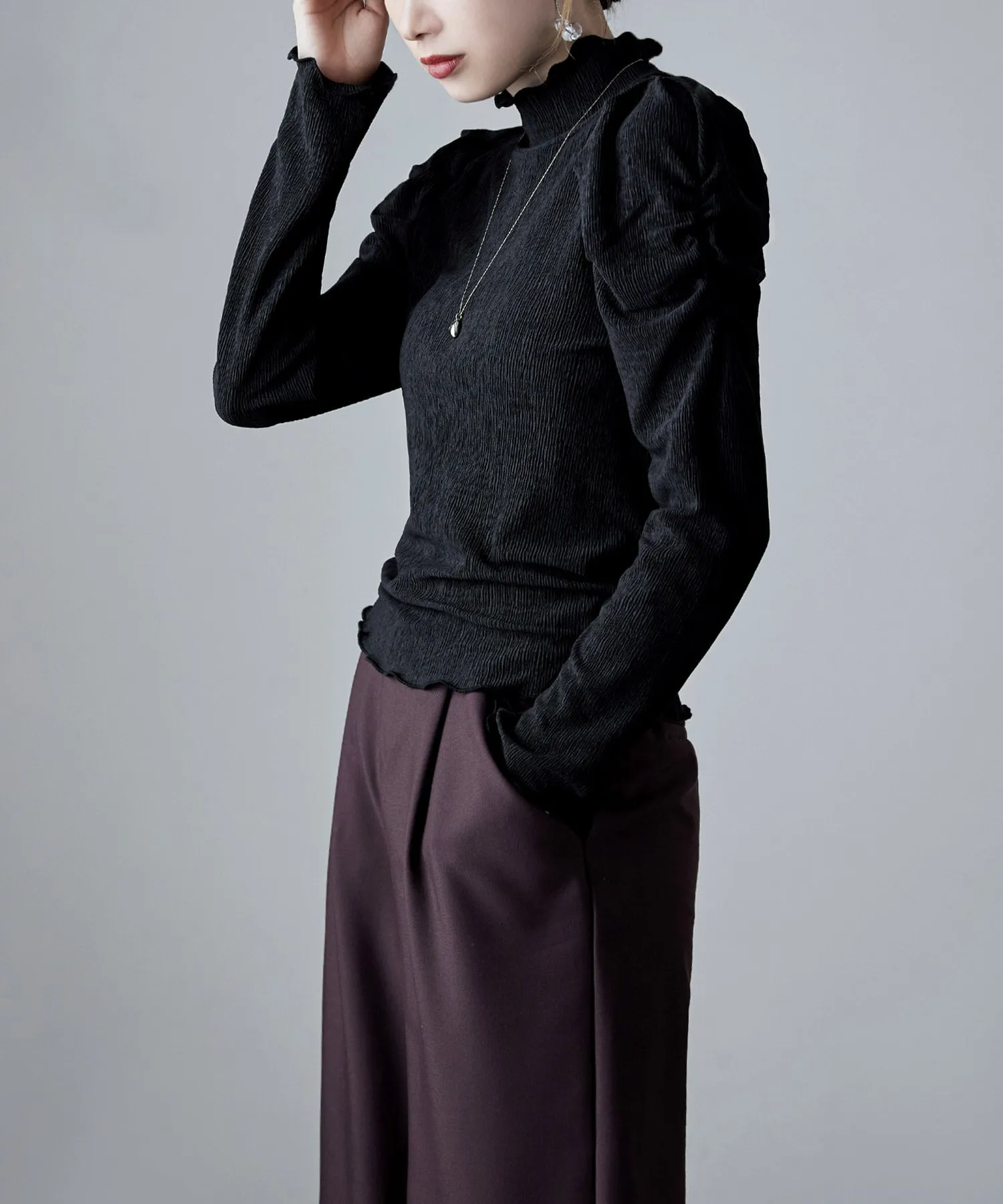 Power shoulder mellow tops