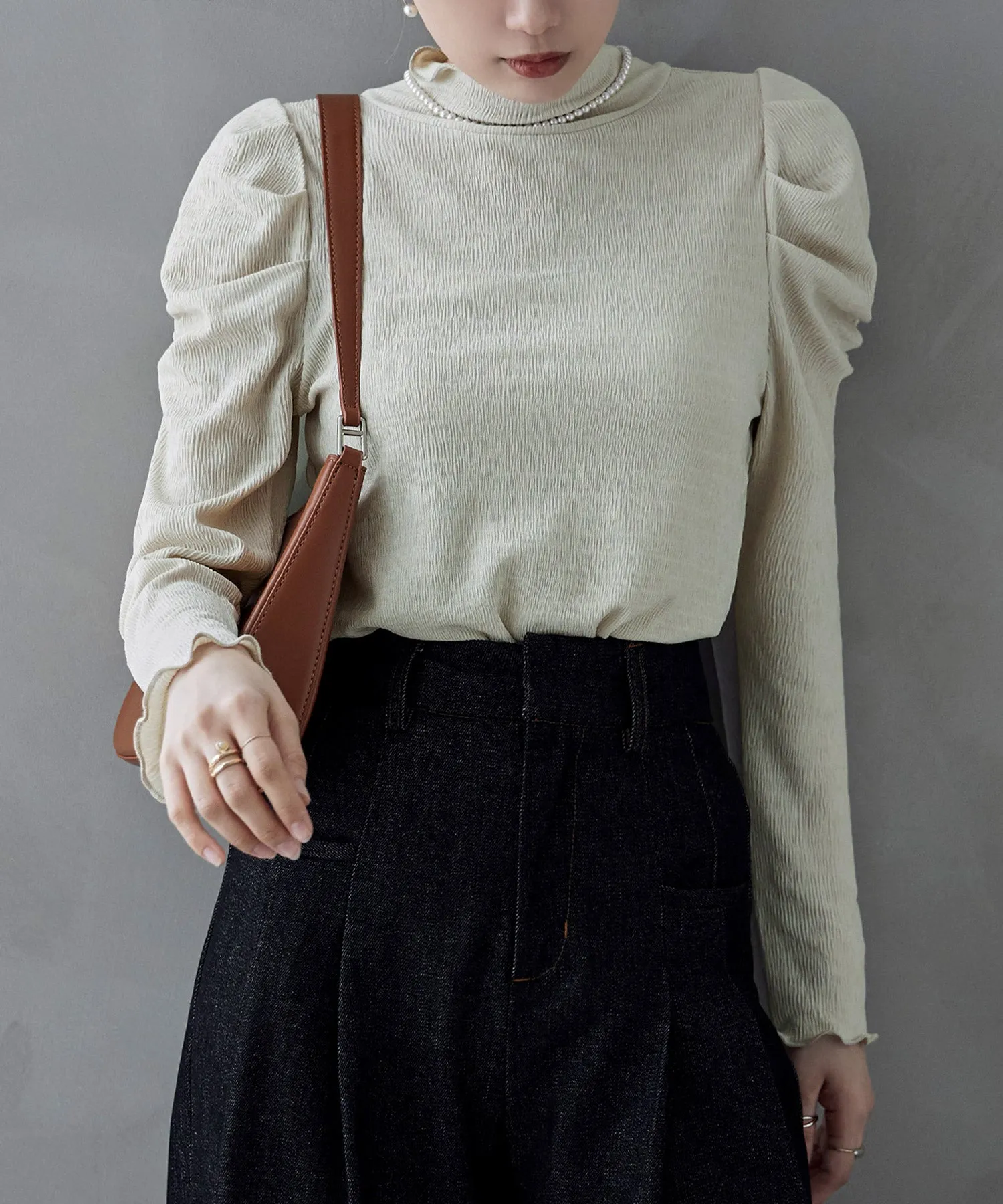 Power shoulder mellow tops