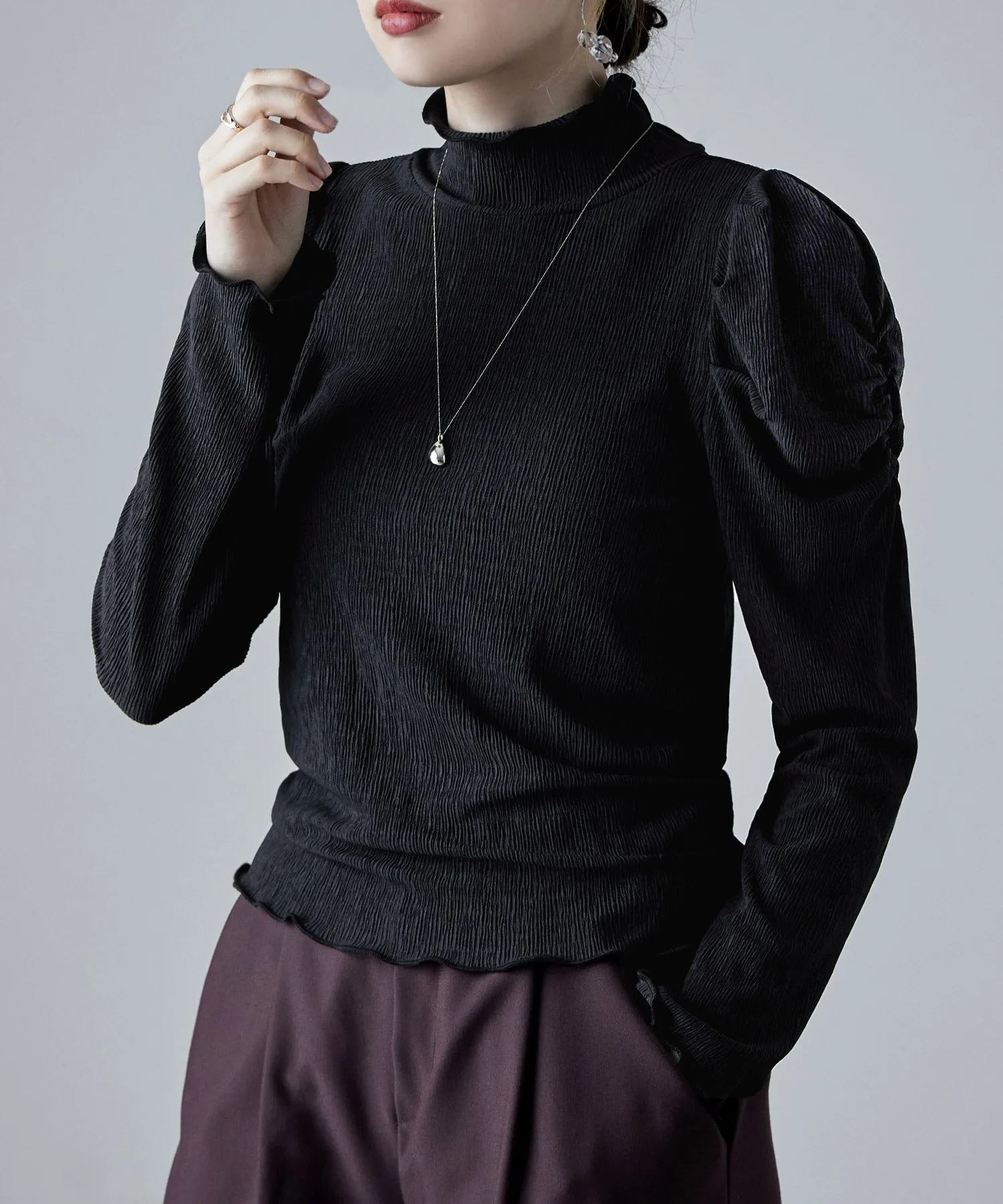 Power shoulder mellow tops