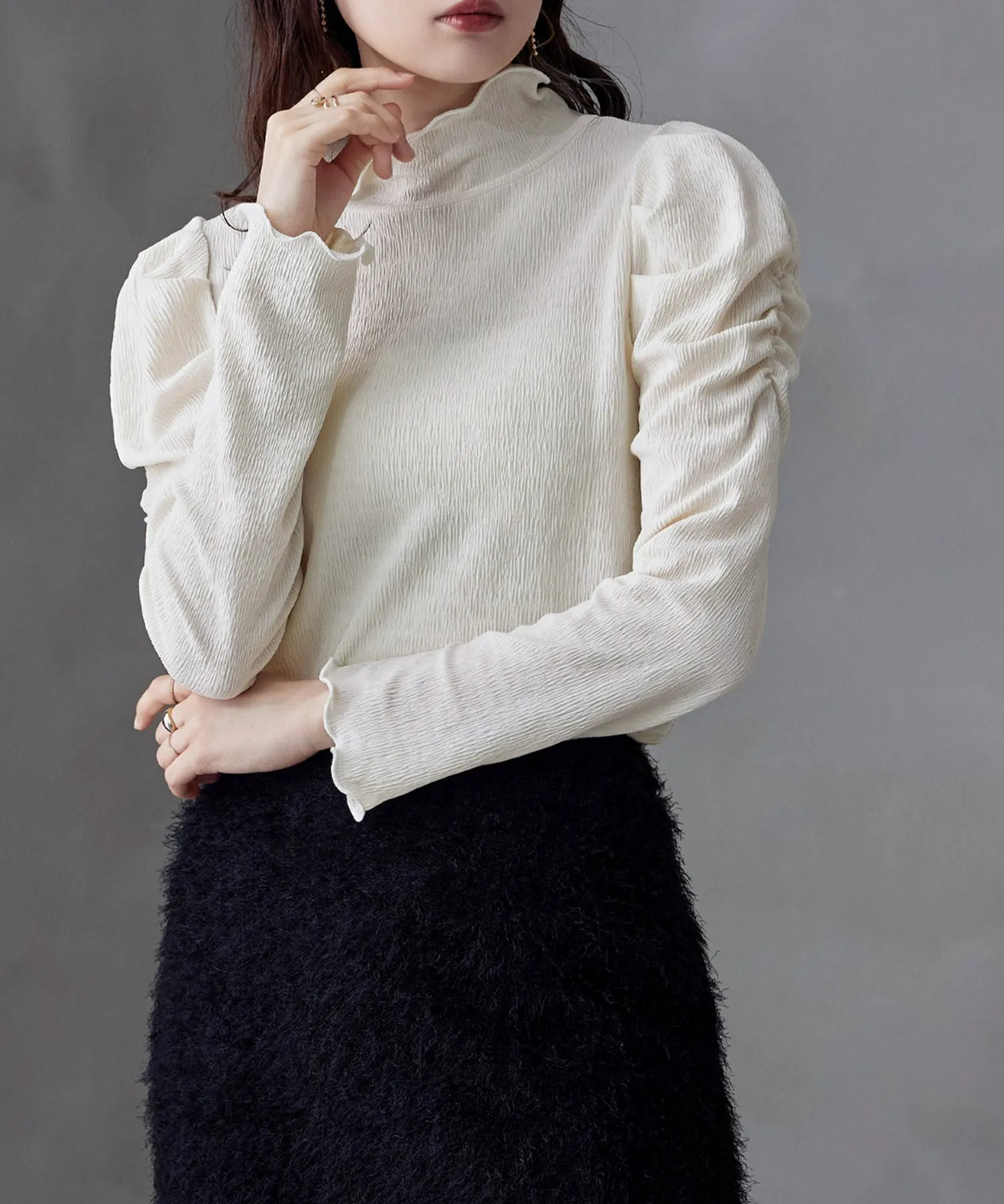 Power shoulder mellow tops